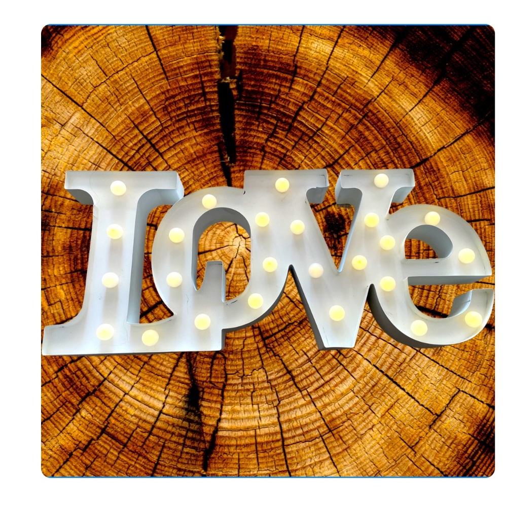 Love Sign 🥰🥰🥰🥰 - Picture 3 of 7